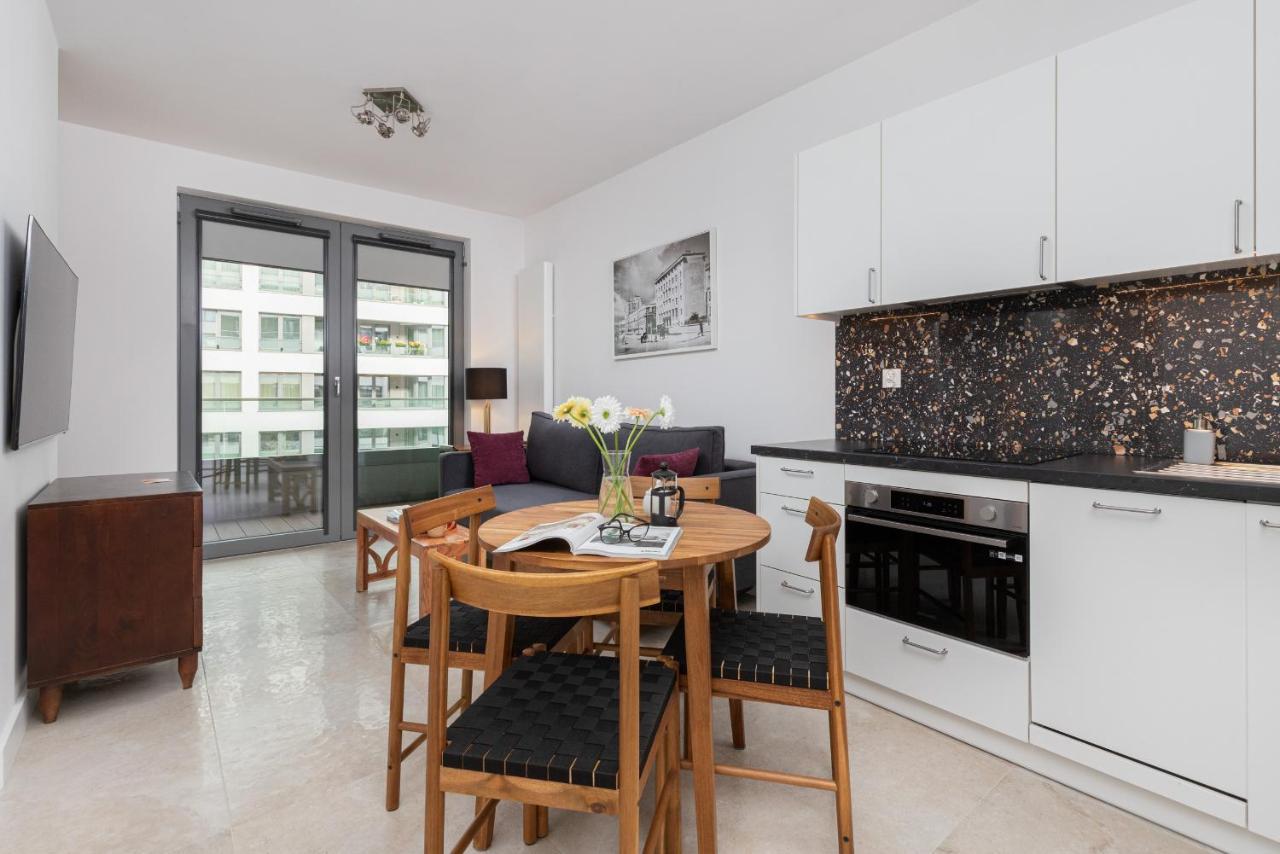 Plac Unii Apartment Gdynia City Centre By Noclegi Renters Εξωτερικό φωτογραφία